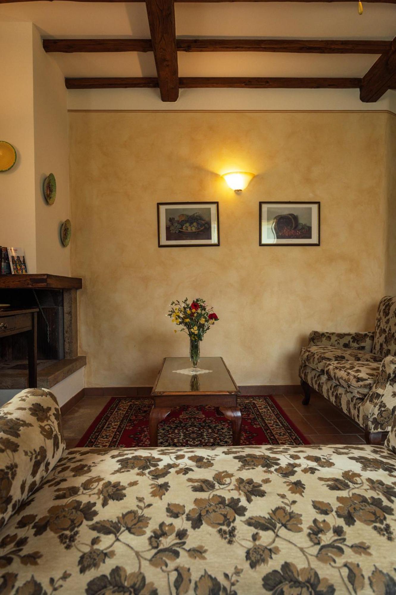 لوسيغنانو Agriturismo Casal Gheriglio المظهر الخارجي الصورة