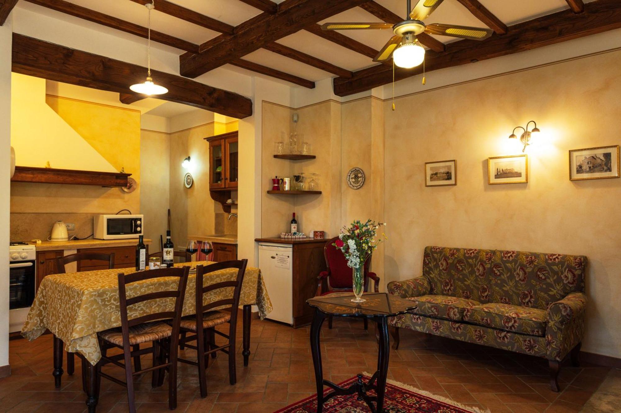 لوسيغنانو Agriturismo Casal Gheriglio المظهر الخارجي الصورة
